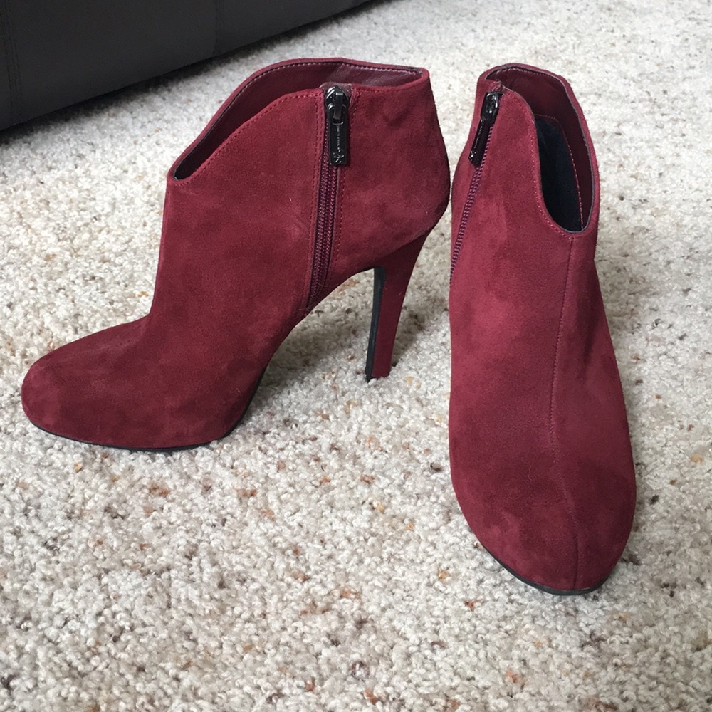 Jessica Simpson booties